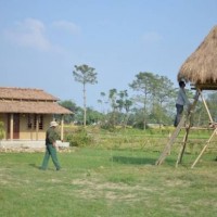 पुरानो थारु गाउँ सिंहपुरमा घरबास सञ्चालन गरिँदै