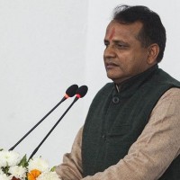 छात्रालाई प्रतिमहिना रु ५०० प्रोत्साहन भत्ता दिनेः मुख्यमन्त्री राउत