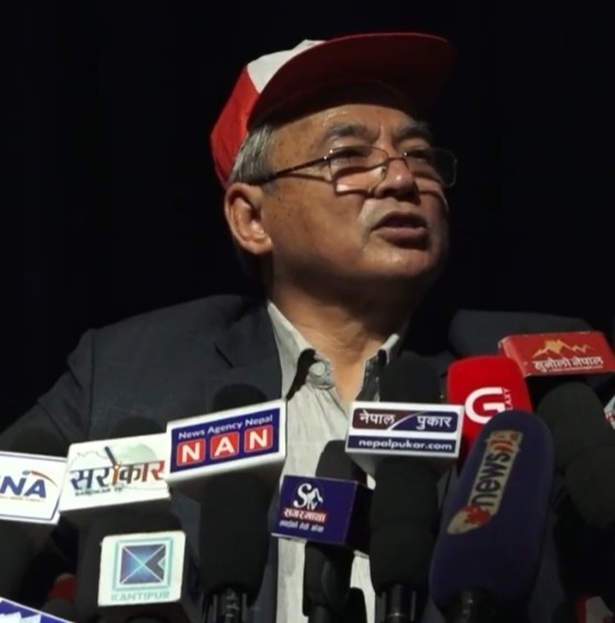 एमालेमा ओलीको विकल्प छैन :उपाध्यक्ष बादल,